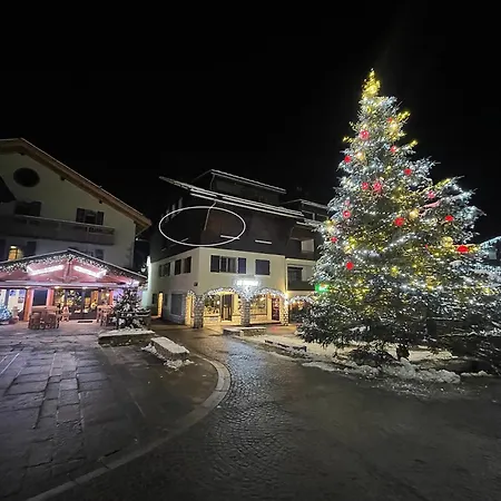 Caprice 4 - 2 Pieces Centre Village, Proche Pistes 라클루자